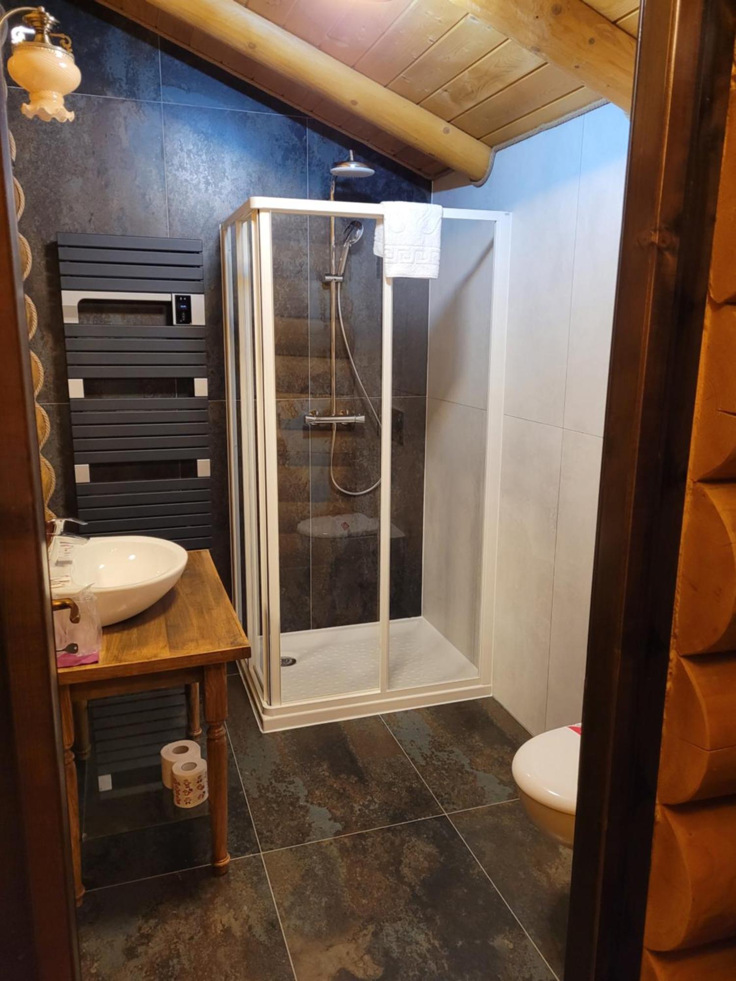 Eco-Tim Apartman Majszin Kültér fotó