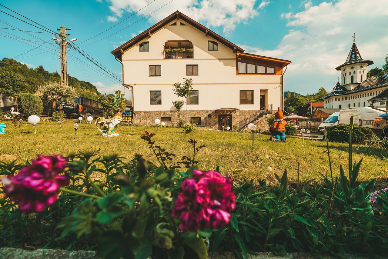 Eco-Tim Apartman Majszin Kültér fotó