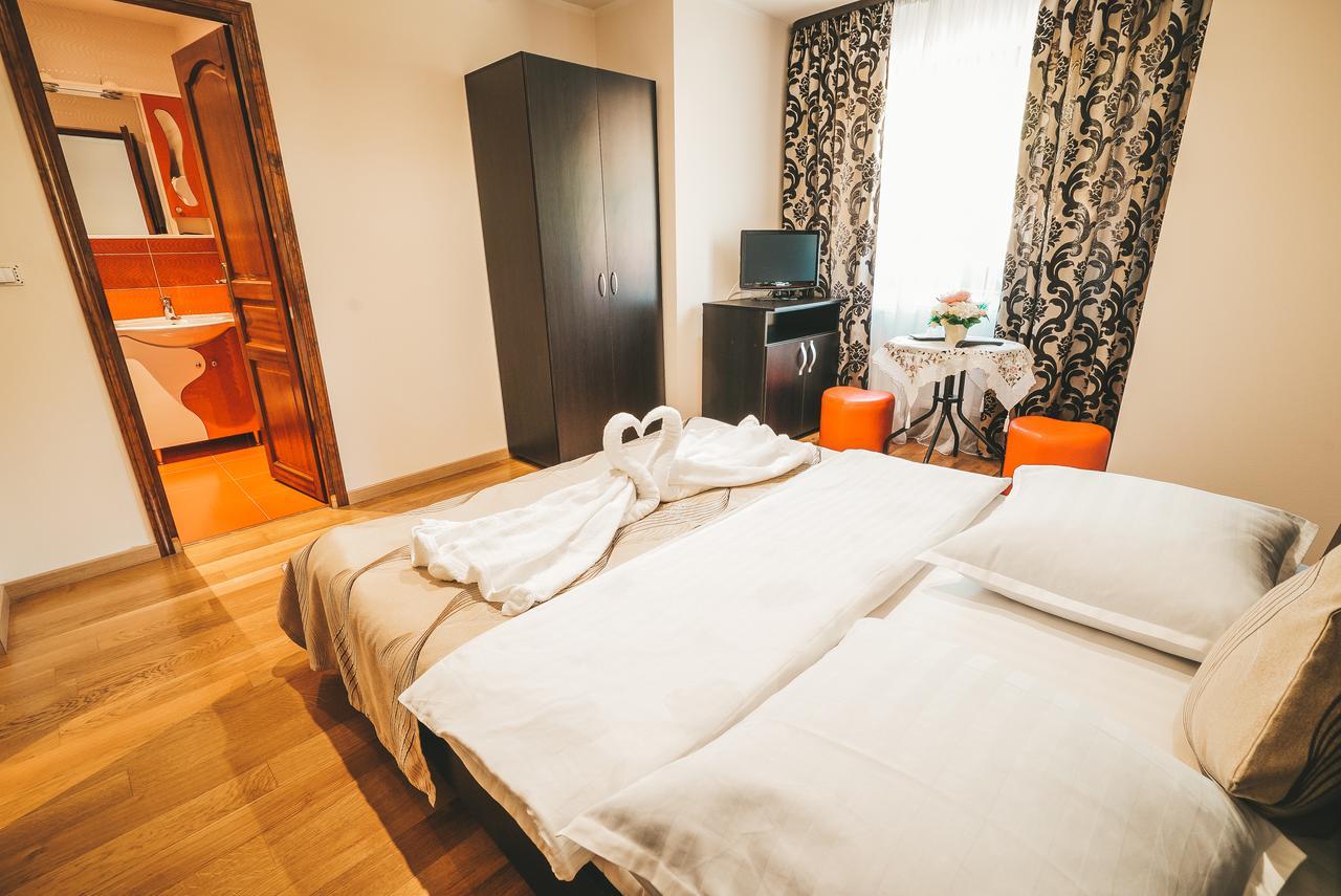 Eco-Tim Apartman Majszin Kültér fotó