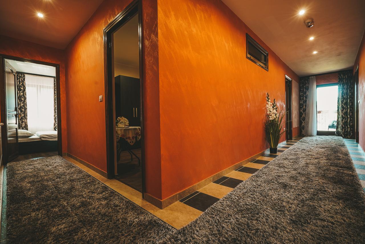 Eco-Tim Apartman Majszin Kültér fotó